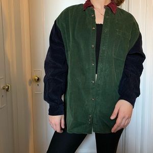 EDDIE BAUER- Colorblock Corduroy Button Down